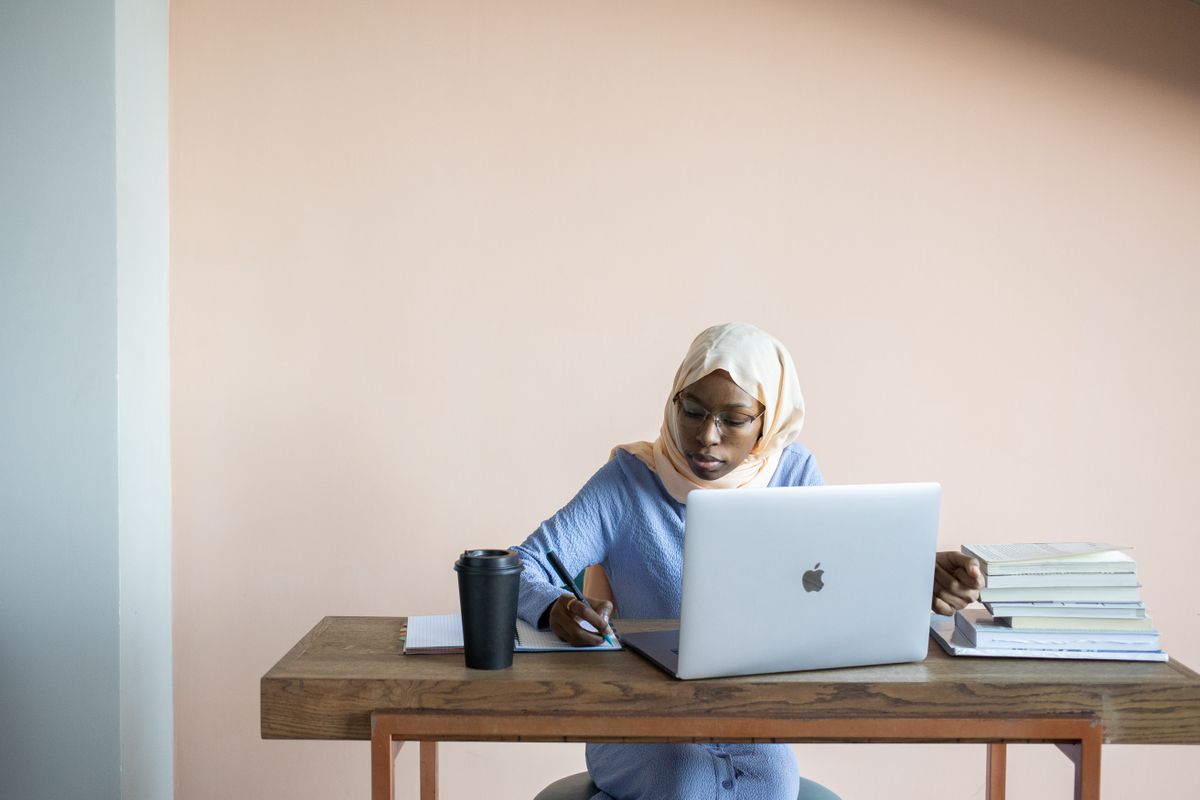 IGCSE for Adults and Private Candidates: How to Study Online and Sit the Exams (2026)